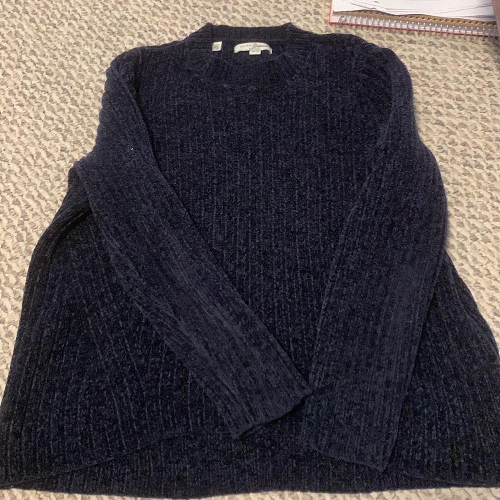 NAVY KNIT CREW NECK